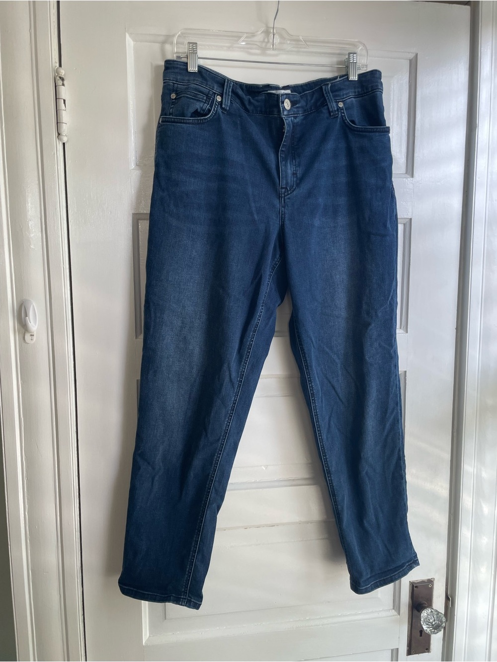Tommy Bahama Women's Leila Indigo Jeans Size 14 Med Wash Mid Rise Slim Boyfriend